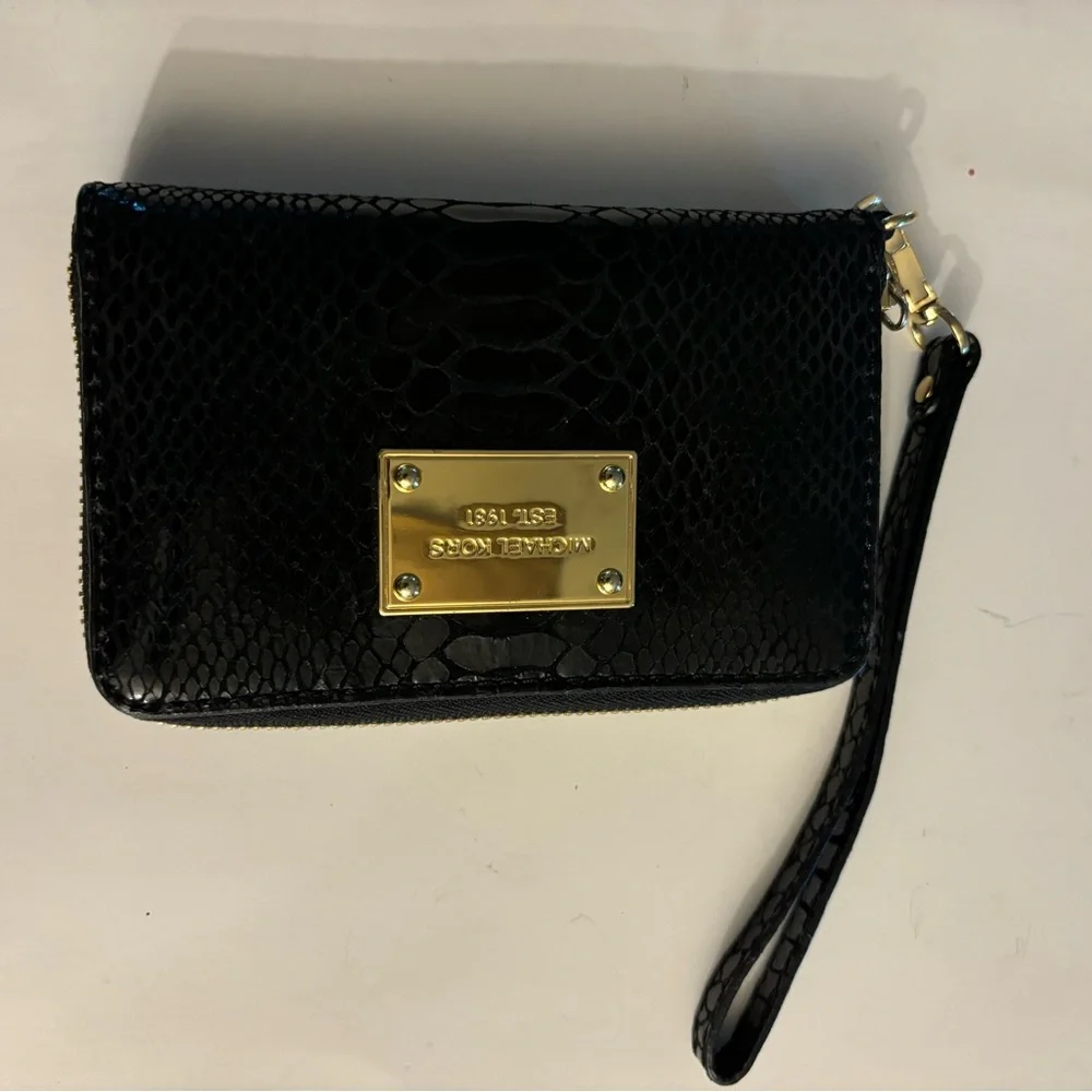 Michael Kors Black Faux Snakeskin Wristlet NWOT